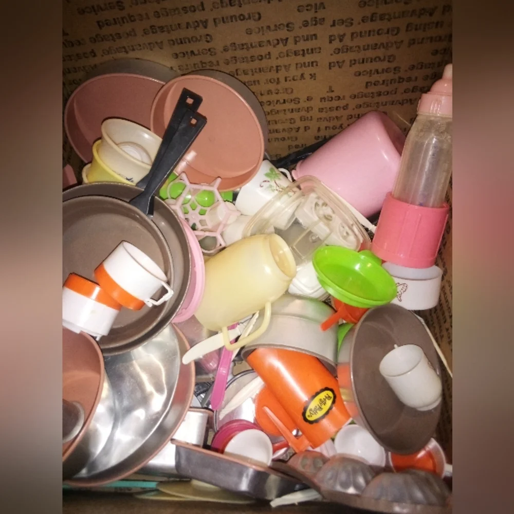 Box Lot Of Vintage Toy Dishes Pots Pans Dollhouse Playset